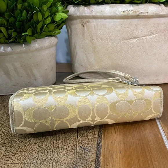 2004 Coach Limited Edition Vintage Kyoto Silk Framed Kisslock - Picture 6 of 11